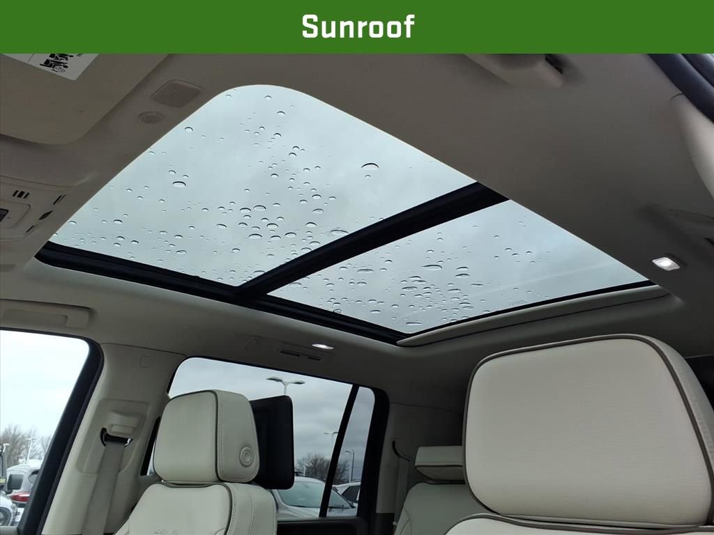 Certified 2023 GMC Yukon XL Denali w/ Denali Reserve Package AWD/4WD image 18