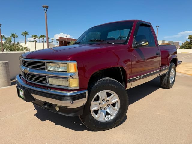 Used 1995 Chevrolet Silverado 1500 4x4 Regular Cab image 1