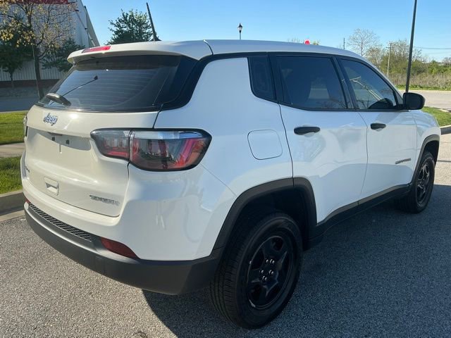 Used 2018 Jeep Compass Sport AWD/4WD image 6