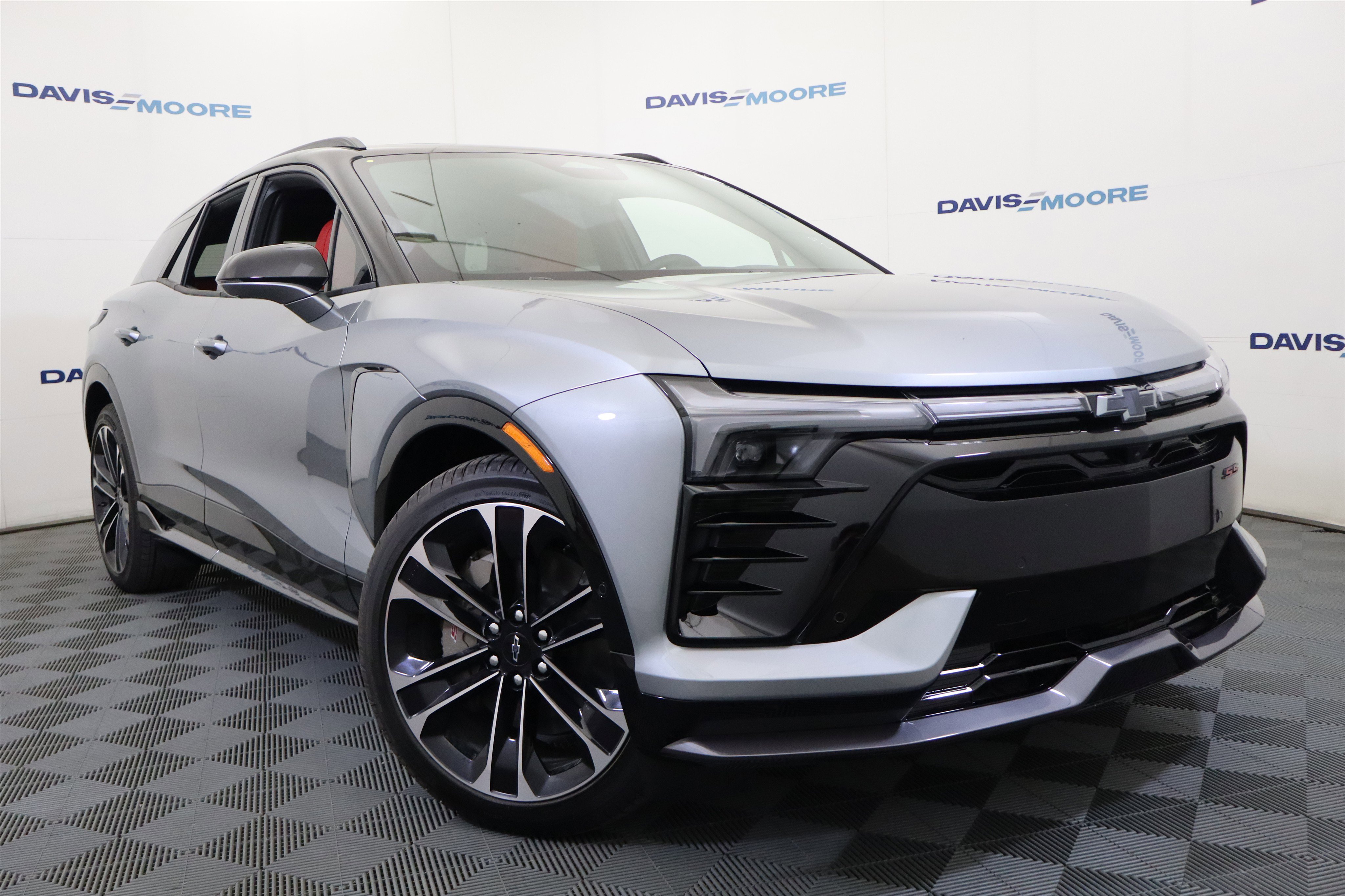 New 2026 Chevrolet Blazer EV SS image 2