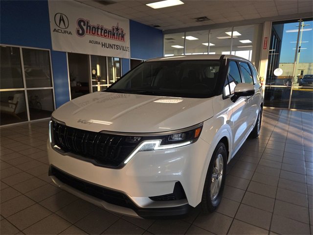 Used 2024 Kia Carnival LX