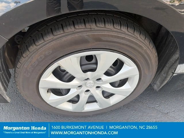 Used 2024 Toyota Corolla LE FWD image 7