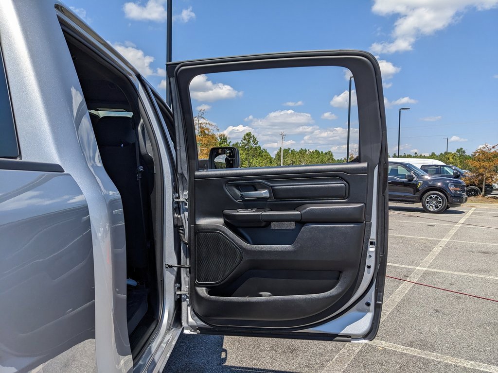 New 2026 RAM 1500 Classic Warlock image 47