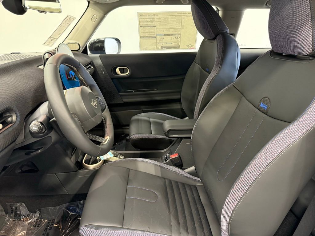 Certified 2025 MINI Cooper S image 11