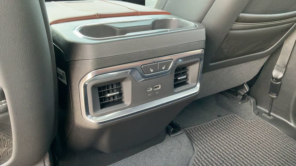 Used 2026 GMC Sierra 2500 Denali Ultimate AWD/4WD image 10