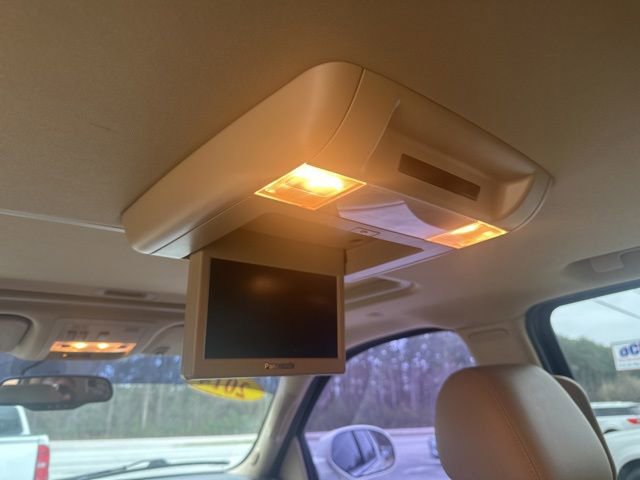 Used 2014 Cadillac Escalade Premium image 12