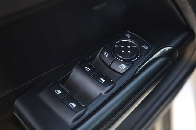 Used 2018 Lincoln MKC Select image 14