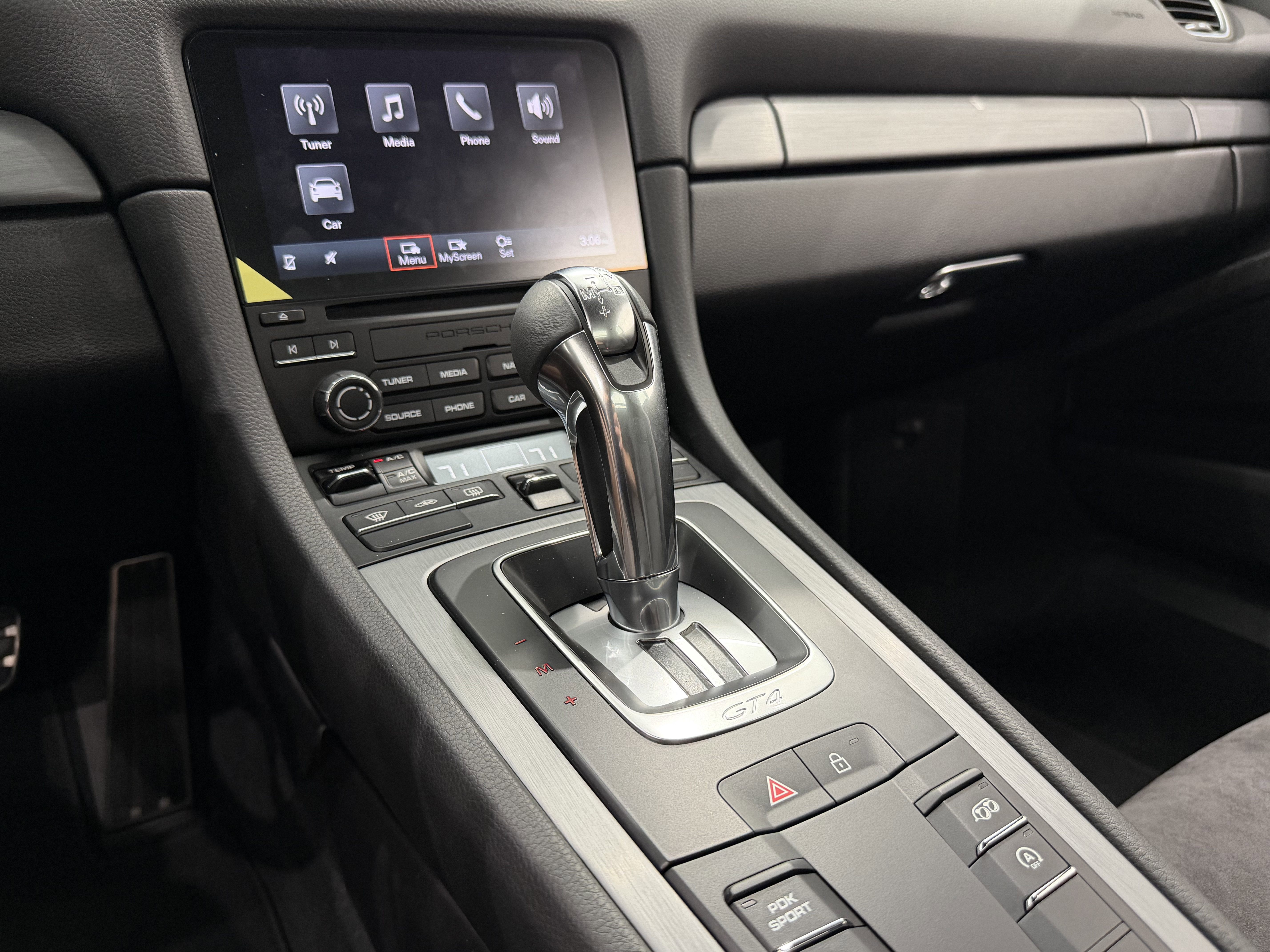 Certified 2021 Porsche 718 Cayman GT4 image 31