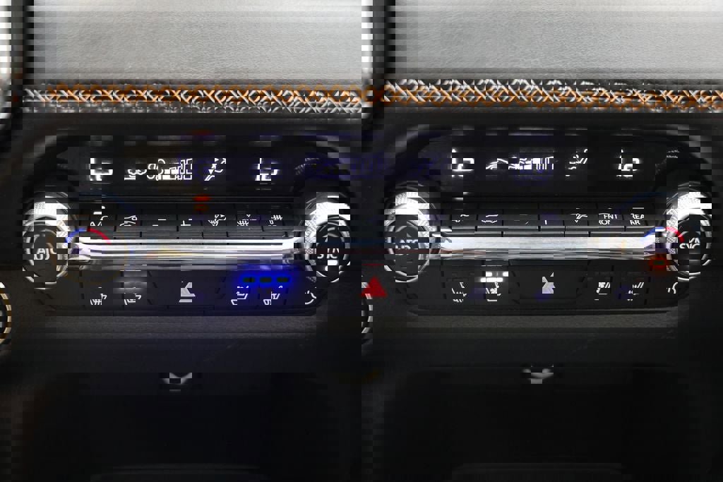 Used 2025 MAZDA CX-50 2.5 Hybrid w/ Premium Plus Pkg image 23