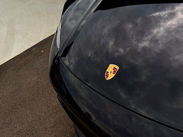 New 2026 Porsche Macan 4 Electric image 38