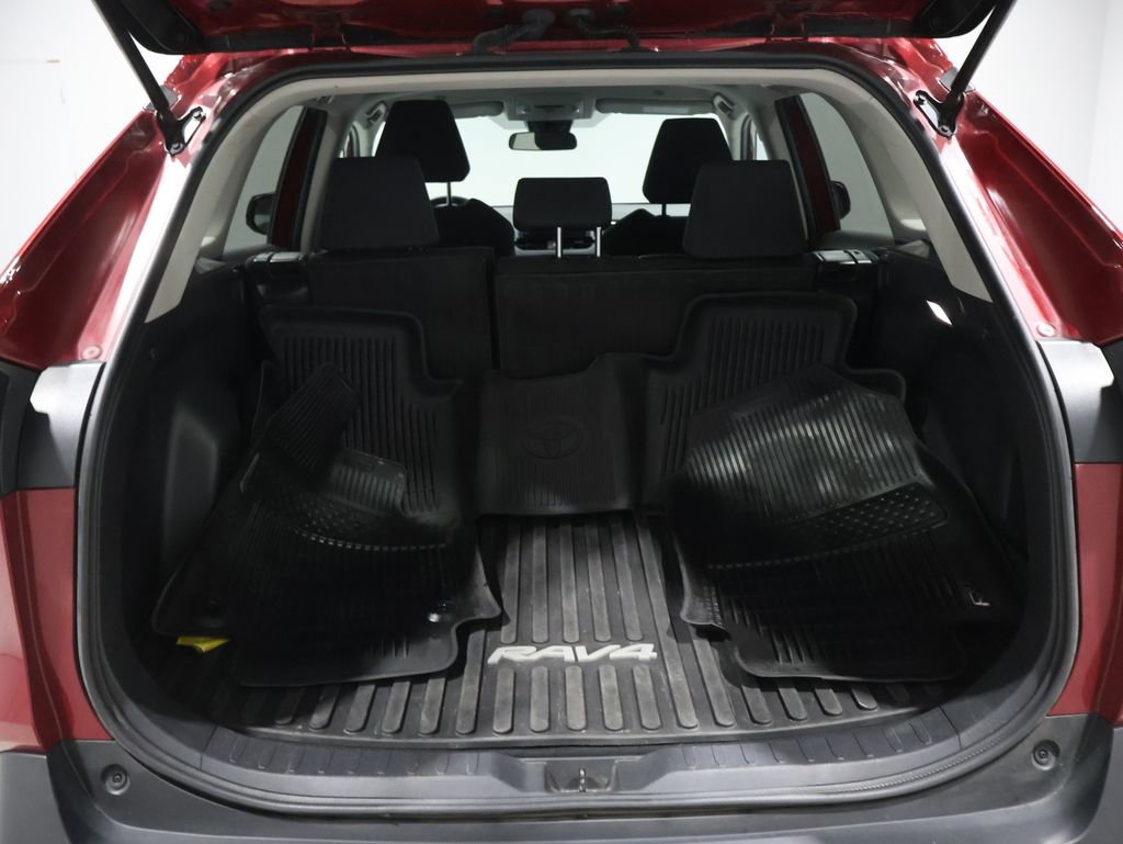 Used 2023 Toyota RAV4 LE image 20