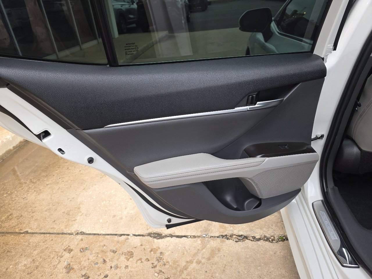 Used 2021 Toyota Camry XSE w/ Navigation Package image 24