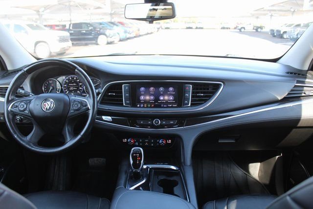 Used 2020 Buick Enclave Avenir w/ Avenir Technology Package AWD/4WD image 24