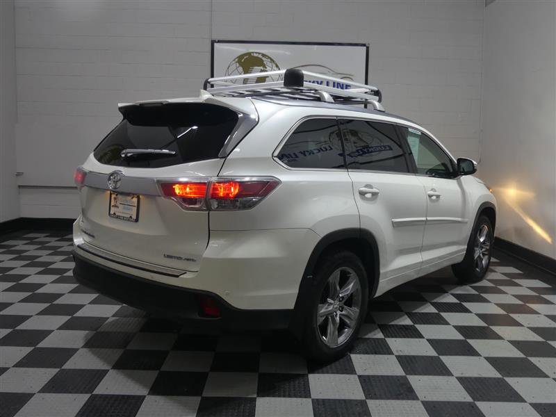 Used 2015 Toyota Highlander Limited Platinum image 10