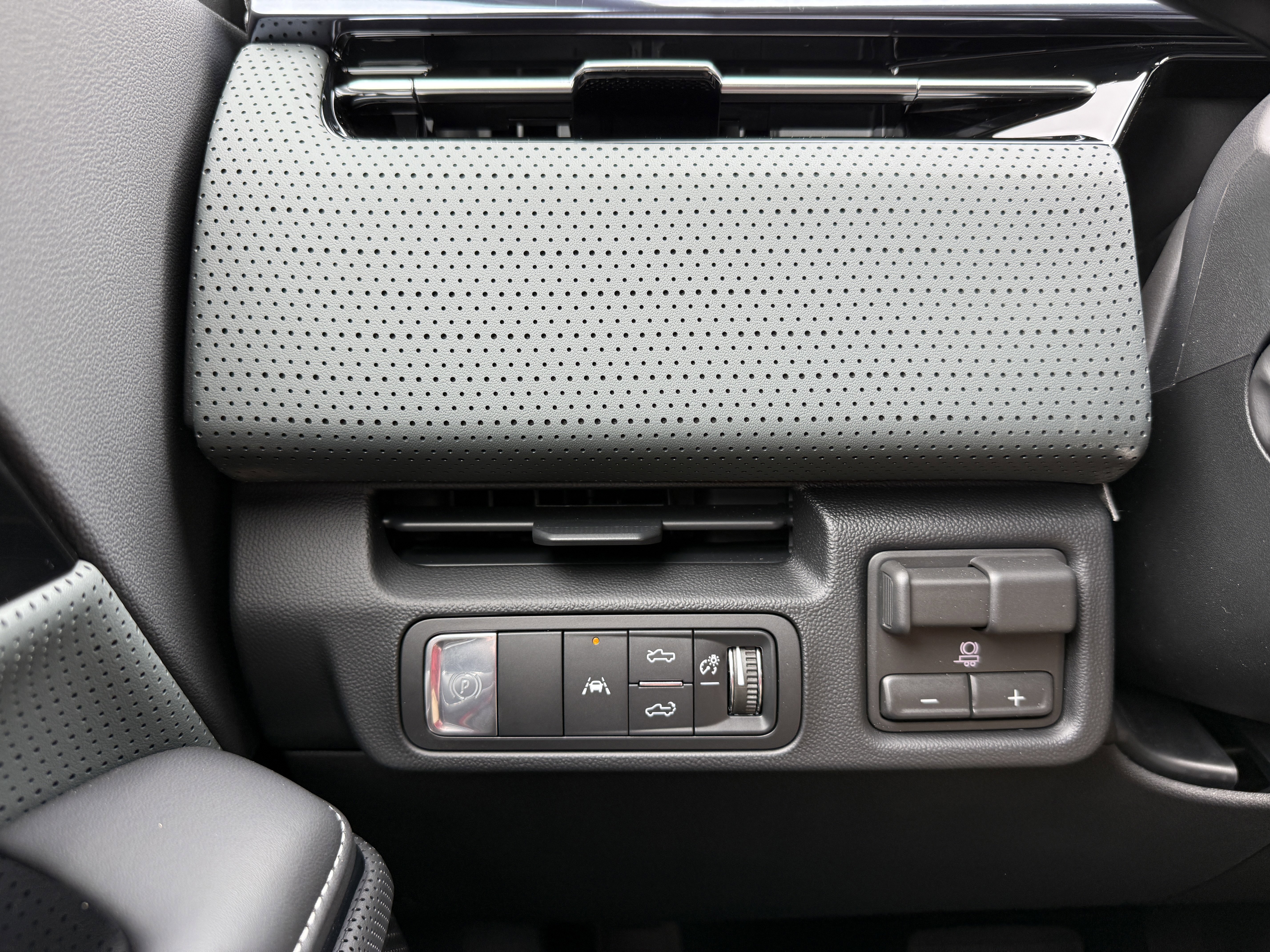 New 2026 GMC Sierra EV AT4 image 25