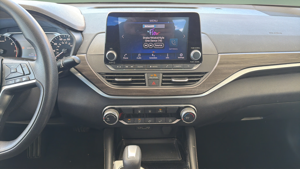 Used 2023 Nissan Altima 2.5 SV AWD/4WD image 8