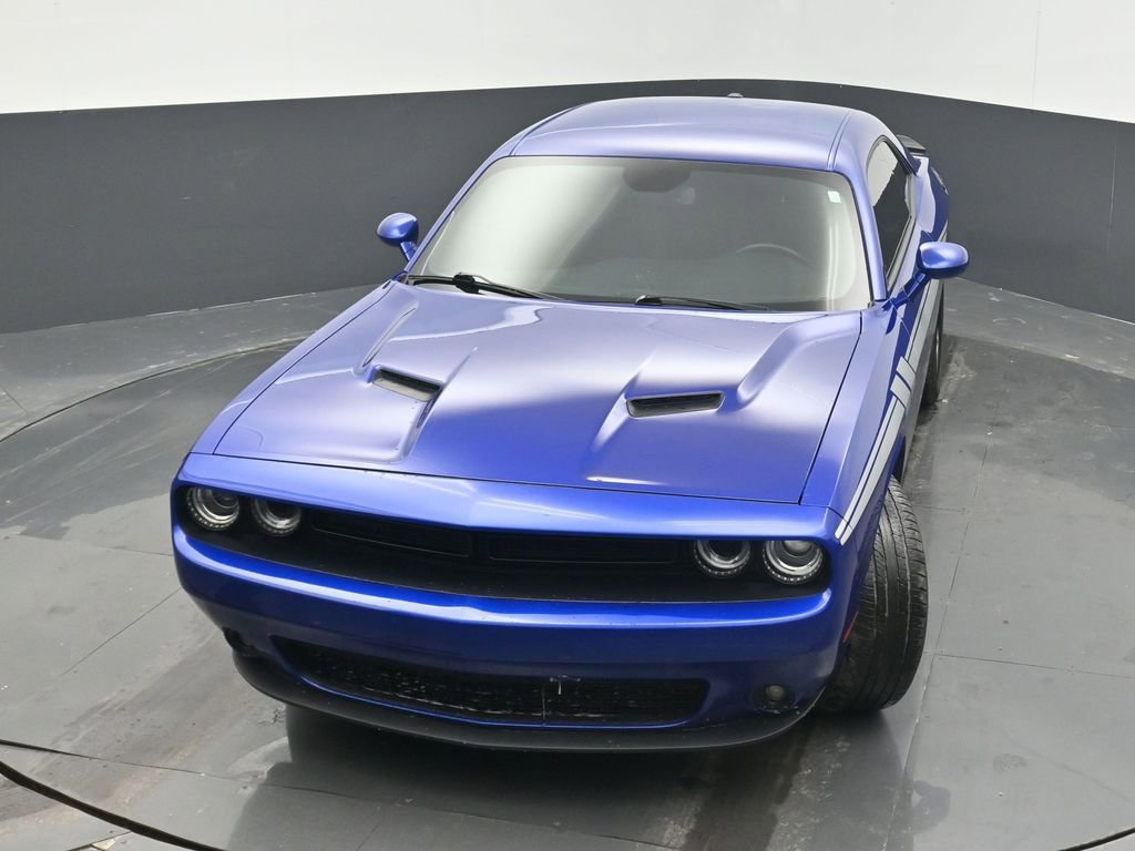 Certified 2022 Dodge Challenger SXT w/ Driver Convenience Group image 34