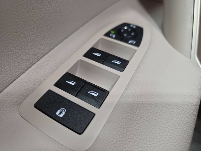 Certified 2026 BMW iX xDrive45 AWD/4WD image 23