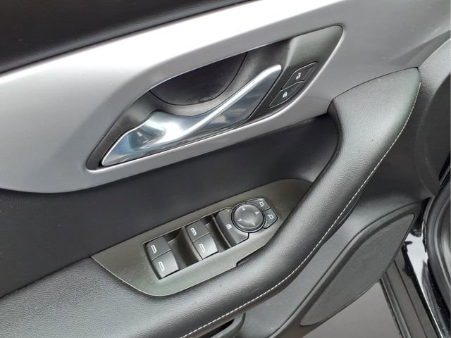 Used 2025 Chevrolet Blazer LT AWD/4WD image 17