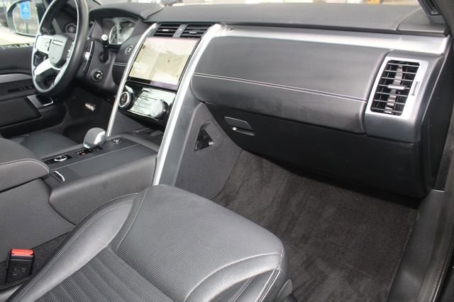 Used 2023 Land Rover Discovery S R-Dynamic image 26