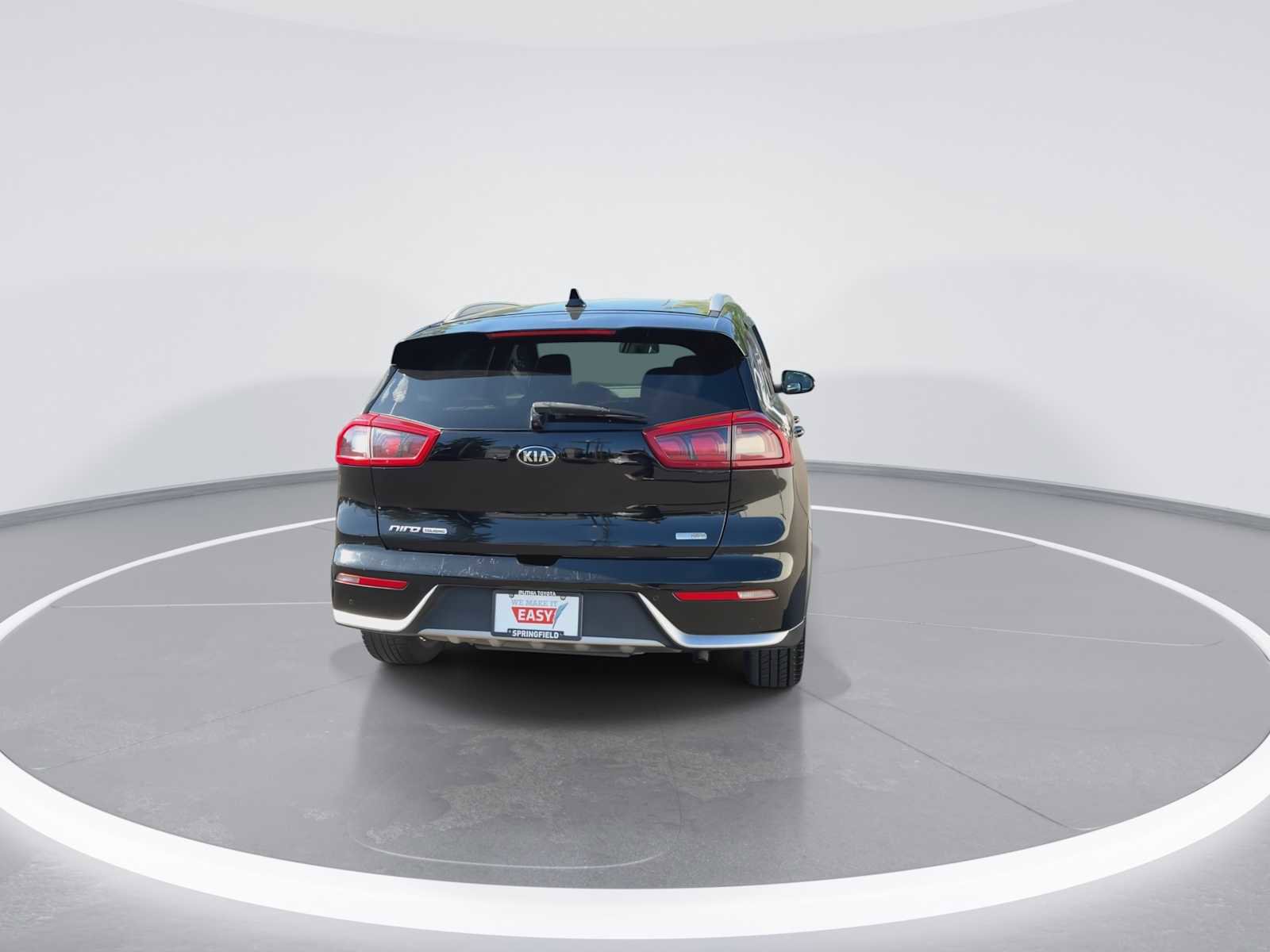 Used 2017 Kia Niro Touring FWD image 7