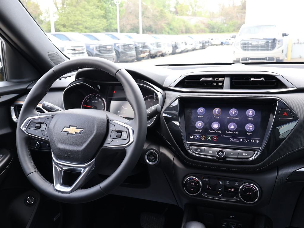 Used 2023 Chevrolet TrailBlazer ACTIV w/ Sun and Liftgate Package FWD image 28