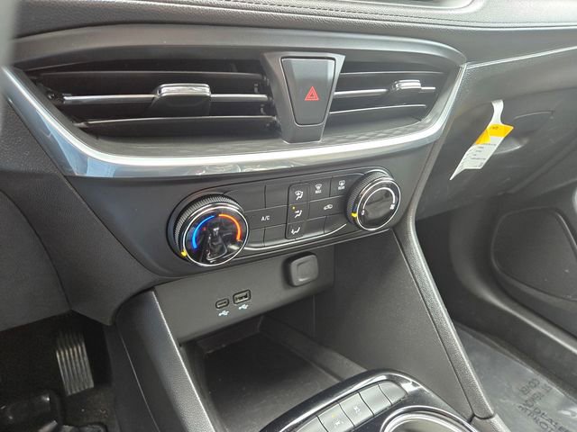 Used 2024 Buick Encore GX Preferred image 21