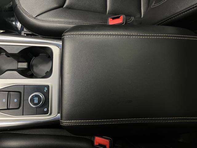 Used 2023 Ford Explorer Limited image 22