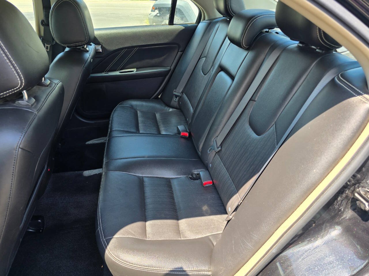 Used 2012 Ford Fusion Sport AWD/4WD image 21