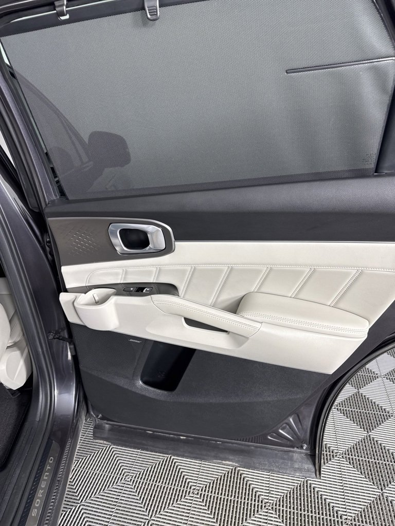 Used 2023 Kia Sorento SX Prestige w/ Panoramic Sunroof Package image 35