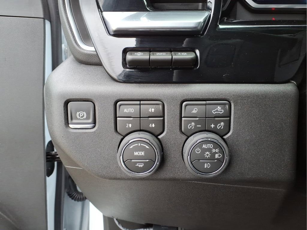 New 2026 Chevrolet Silverado 3500 High Country w/ High Country Premium Package image 16