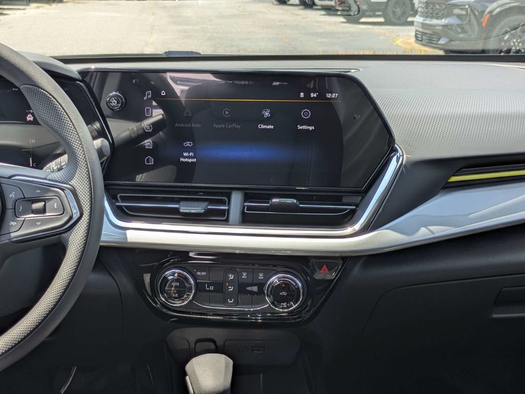 New 2026 Chevrolet Trax LT FWD image 17