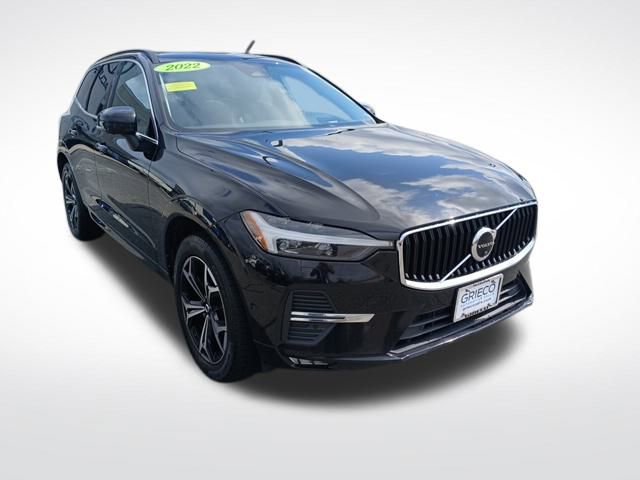 Used 2022 Volvo XC60 B5 Momentum w/ Advanced Package