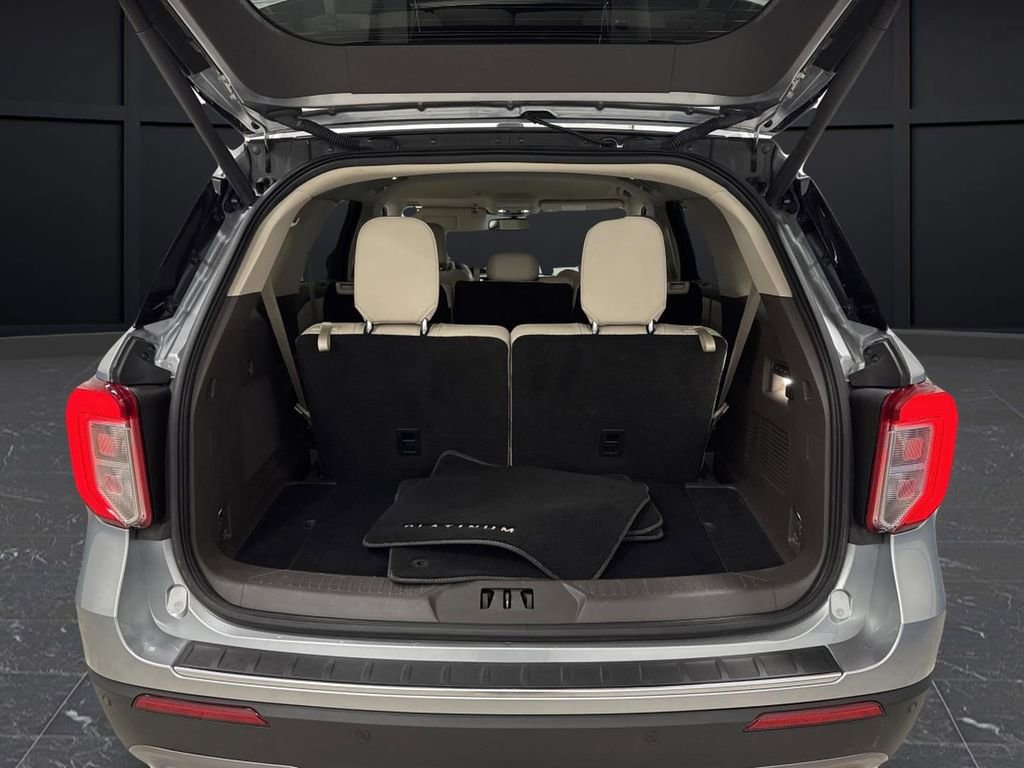 Used 2023 Ford Explorer Platinum w/ Class IV Trailer Tow Package image 15