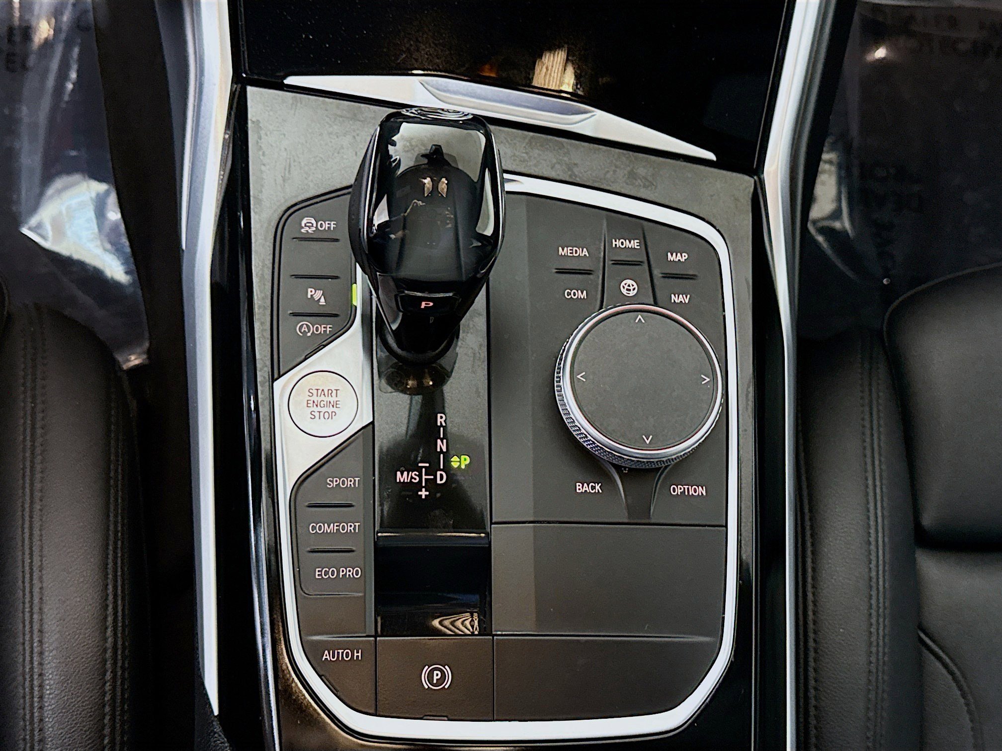 Used 2019 BMW 330i Sedan w/ Convenience Package image 20