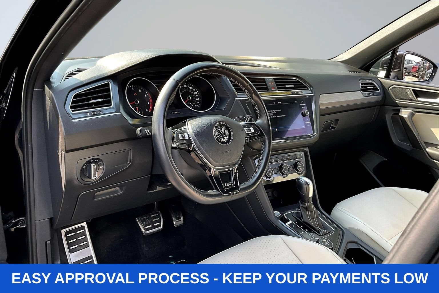 Used 2021 Volkswagen Tiguan SEL AWD/4WD image 20
