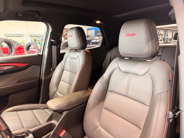 Used 2025 Chevrolet TrailBlazer RS w/ Convenience Package AWD/4WD image 8