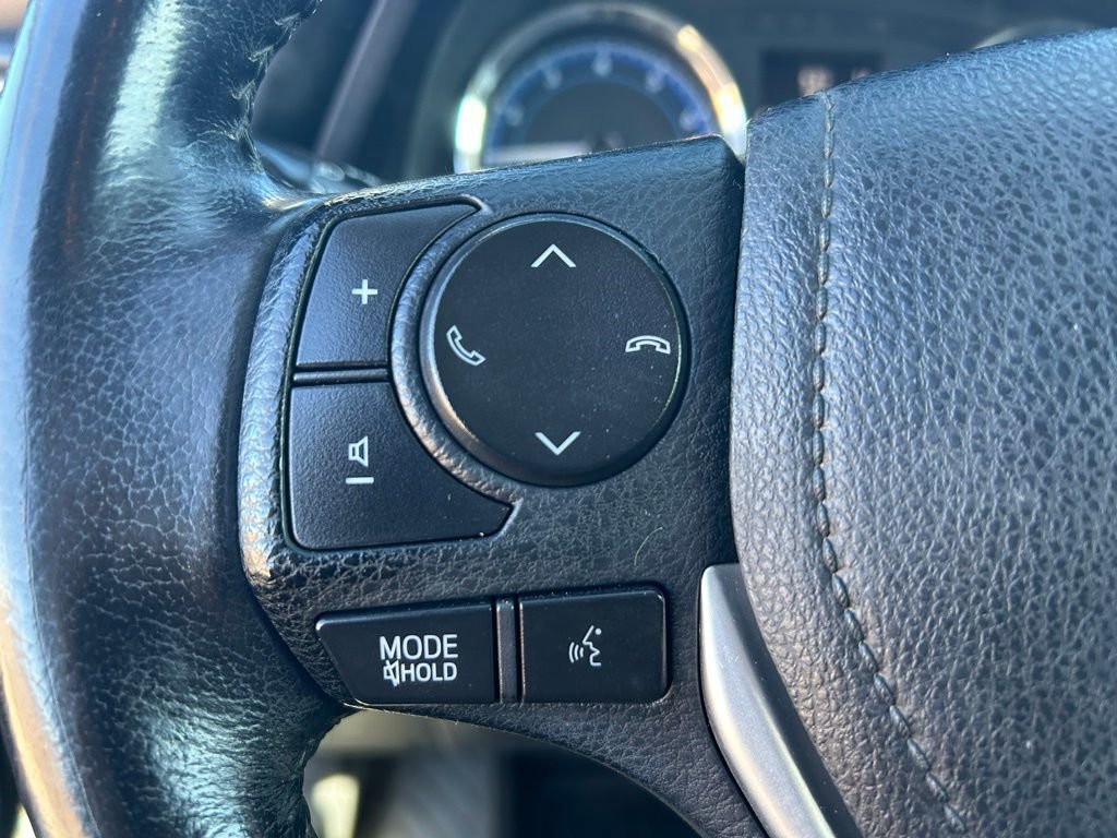 Used 2018 Toyota Corolla SE image 15