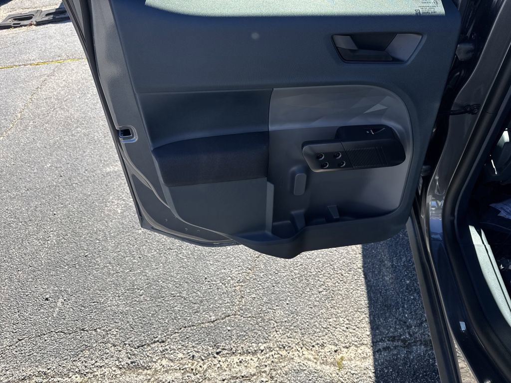 New 2025 Ford Maverick XL w/ Equipment Group 102A image 21