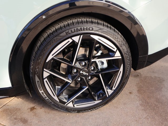 Used 2025 Kia K4 GT-Line w/ GT-Line Premium Package image 40