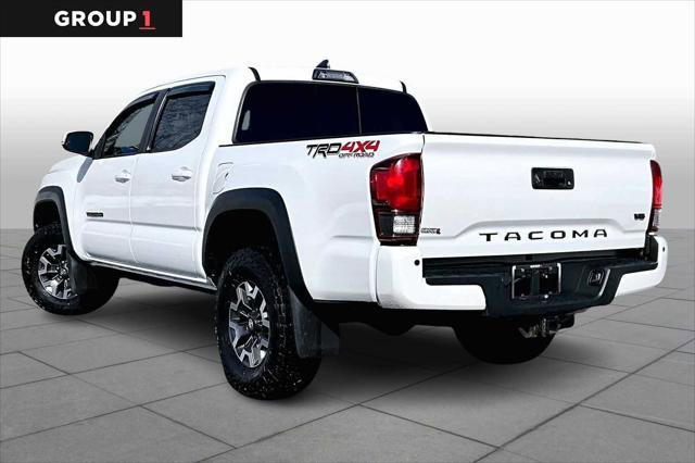 Certified 2018 Toyota Tacoma TRD Off-Road w/ Technology Package AWD/4WD image 12