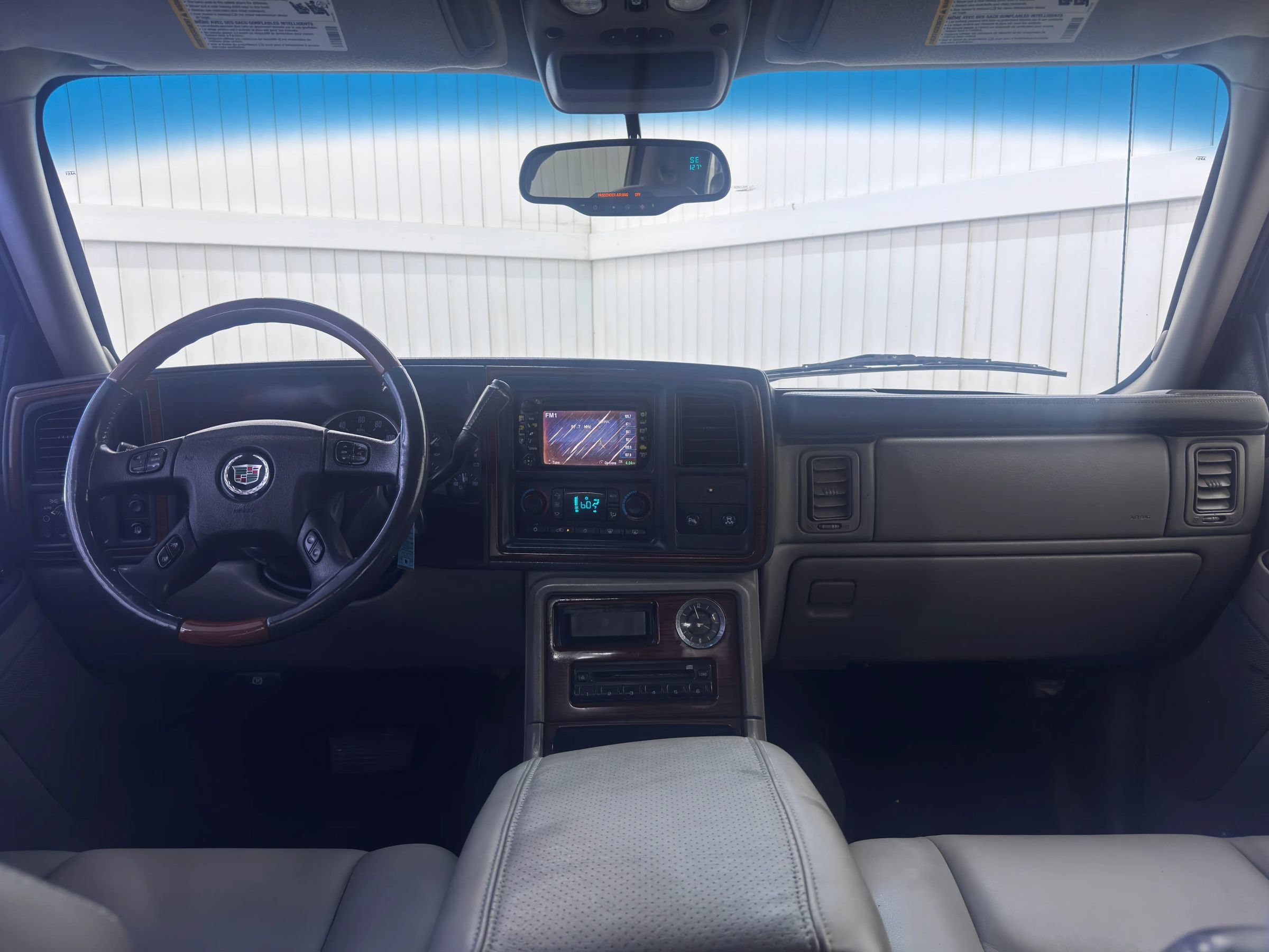 Used 2004 Cadillac Escalade EXT AWD/4WD image 17