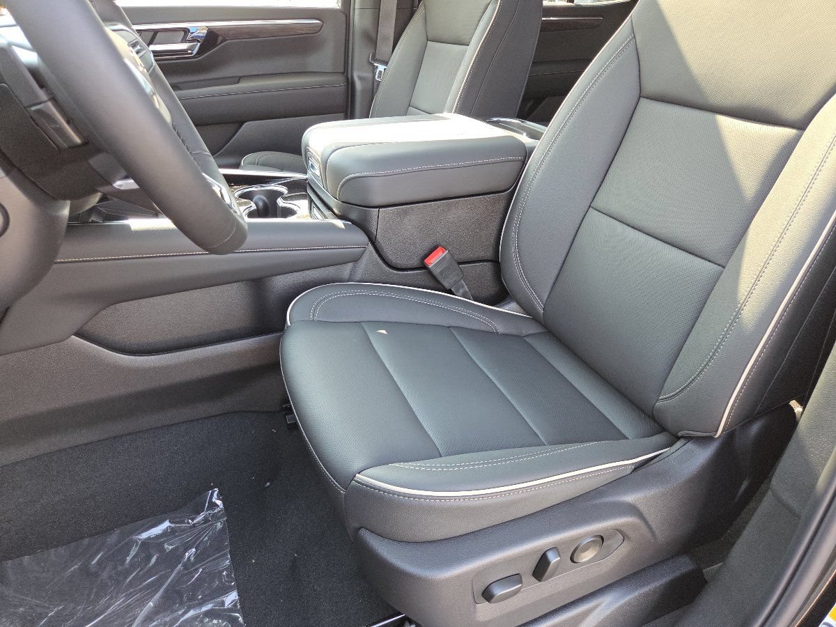 New 2026 Chevrolet Tahoe Premier AWD/4WD image 32