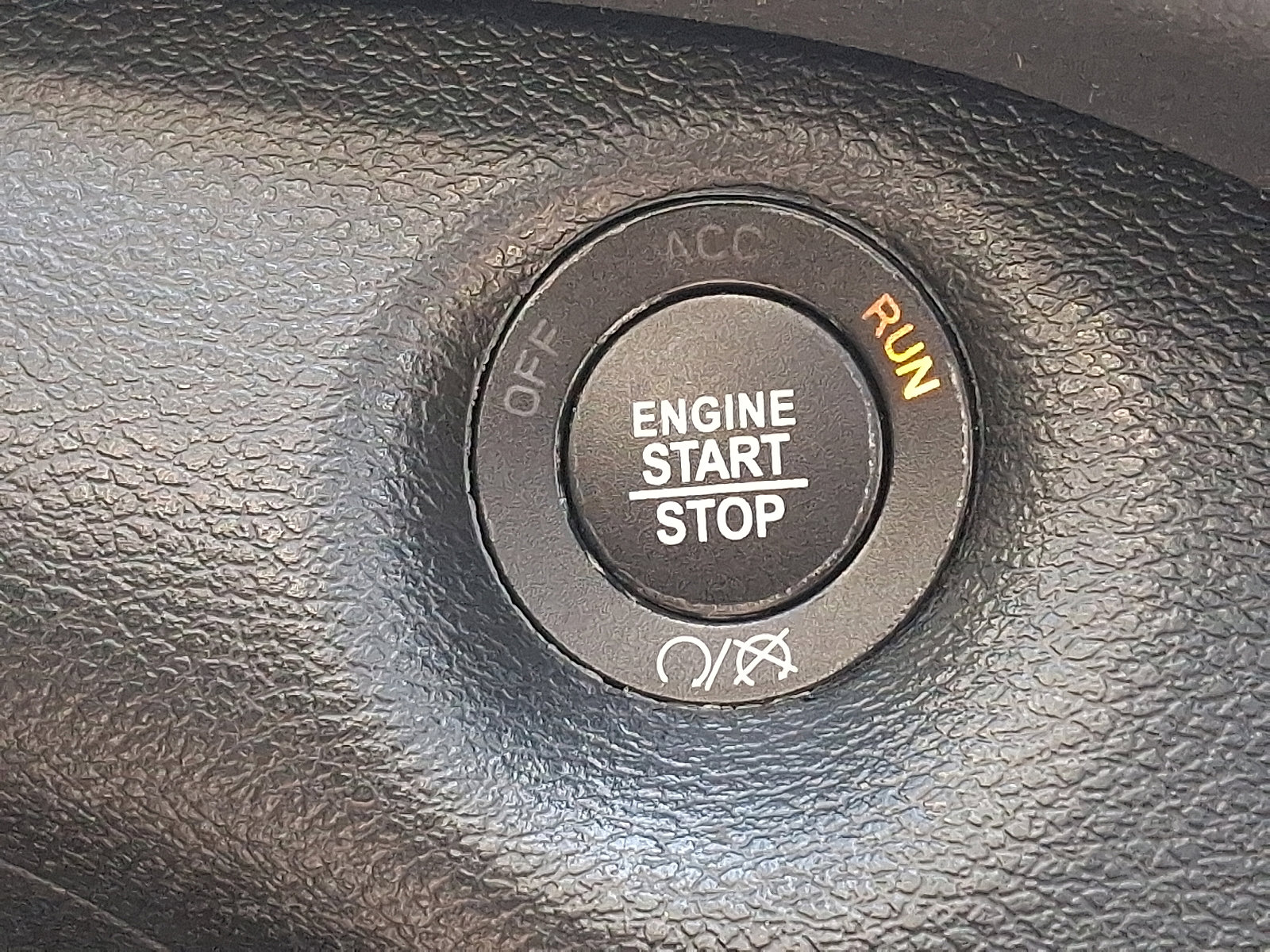 Used 2022 Jeep Cherokee Limited image 23