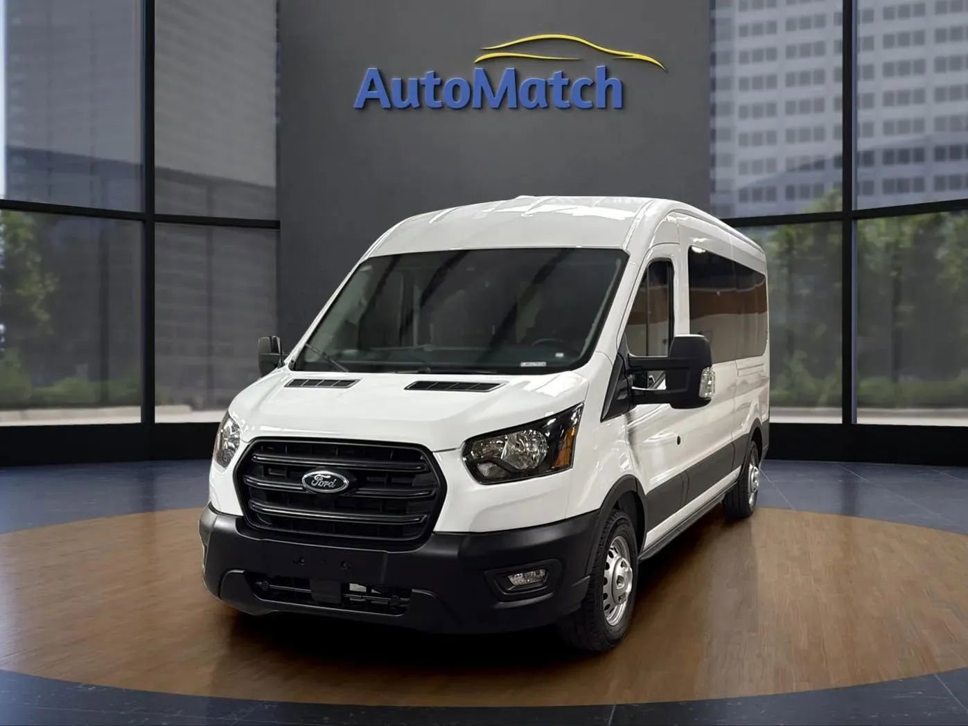 Used 2024 Ford Transit 350 XL image 4