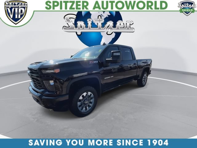 Used 2024 Chevrolet Silverado 2500 Custom w/ Custom Value Package AWD/4WD image 4