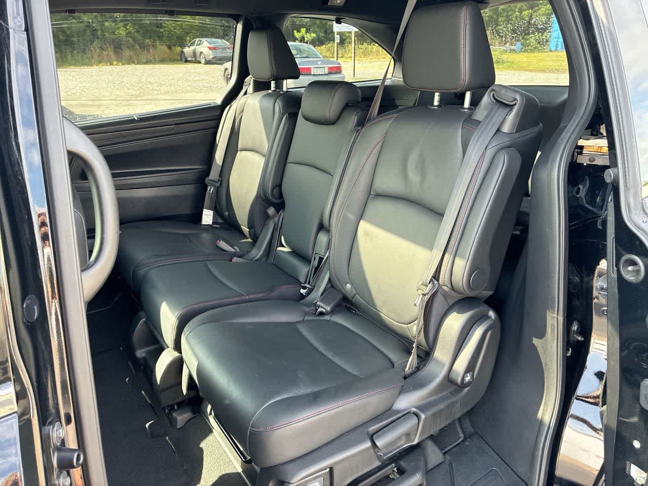 Used 2025 Honda Odyssey Sport-L image 24