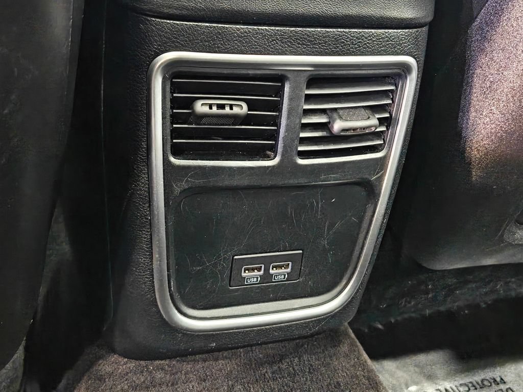 Used 2017 Chrysler 300 Touring w/ Value Package RWD image 27