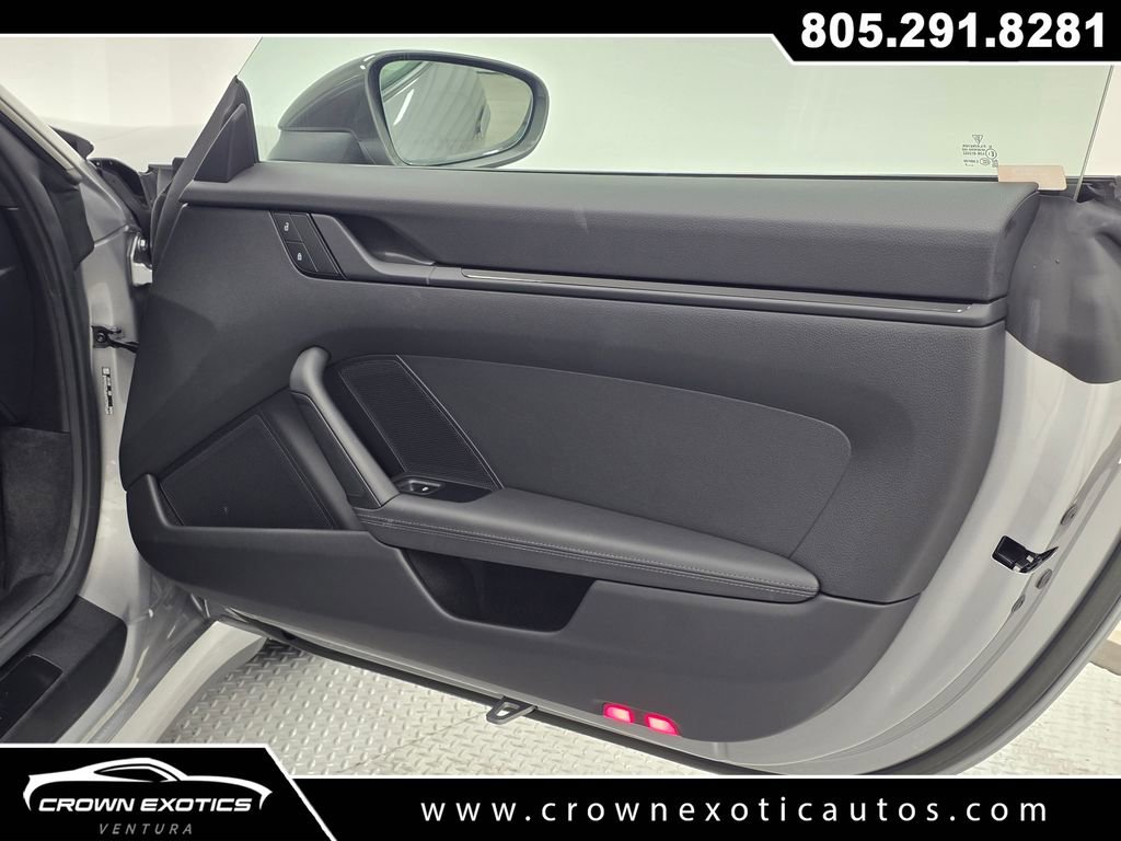 Used 2023 Porsche 911 Carrera T RWD image 17