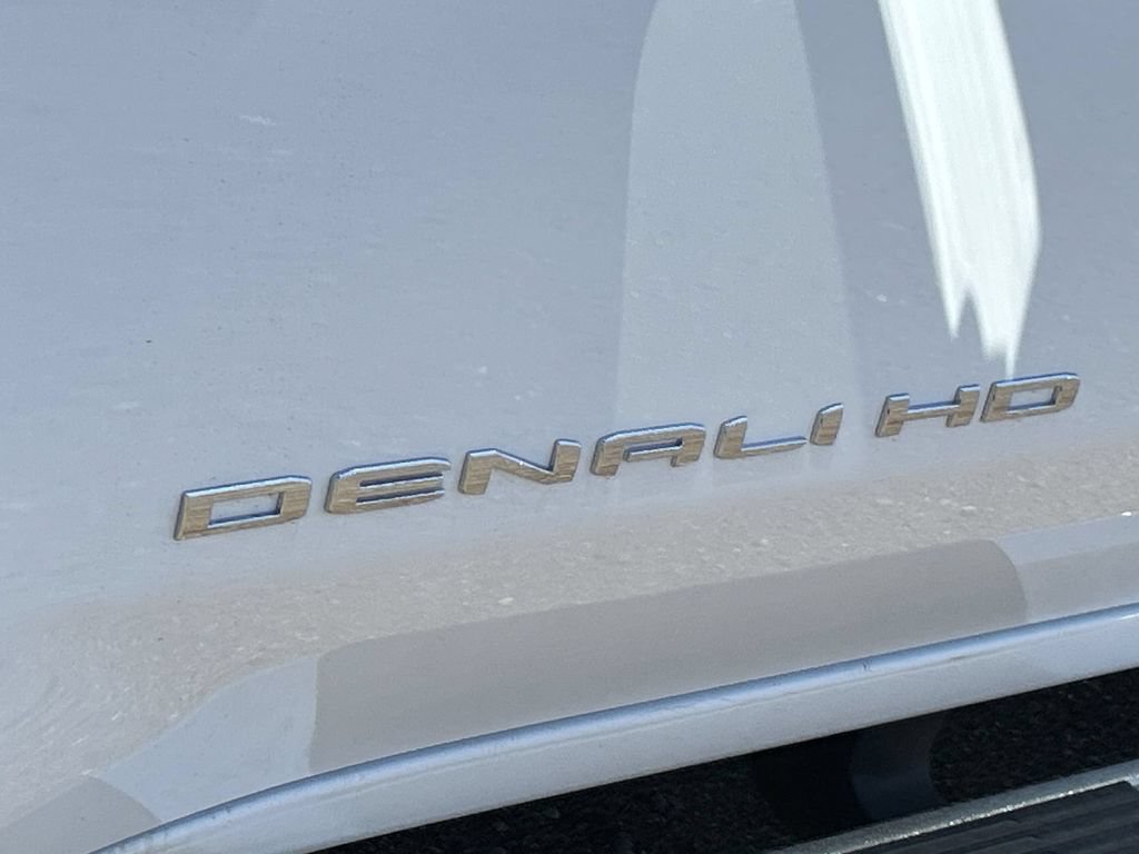 New 2026 GMC Sierra 2500 Denali w/ Denali Reserve Package AWD/4WD image 32